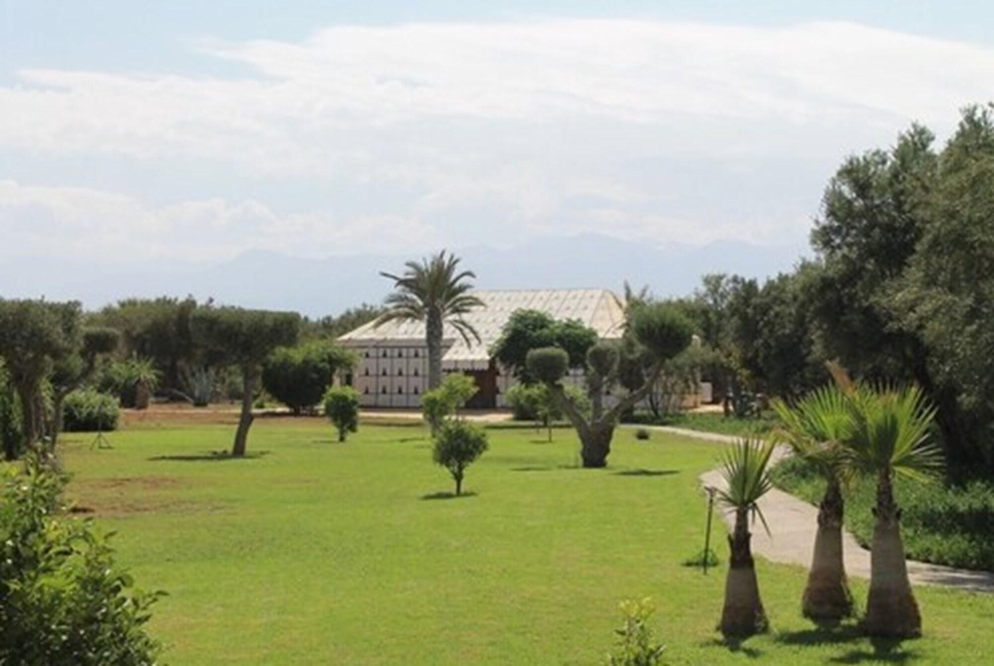 Villa Marco Au Jardin Des Senteurs El Ain Dış mekan fotoğraf