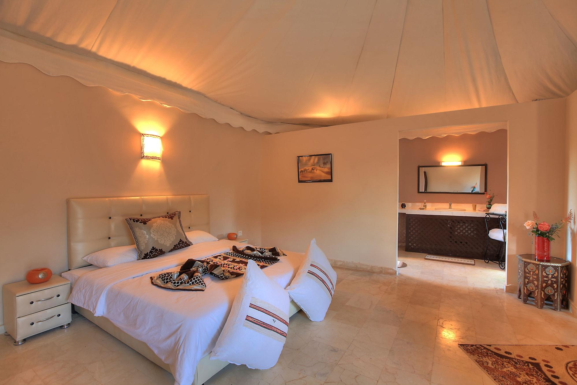 Villa Marco Au Jardin Des Senteurs El Ain Dış mekan fotoğraf