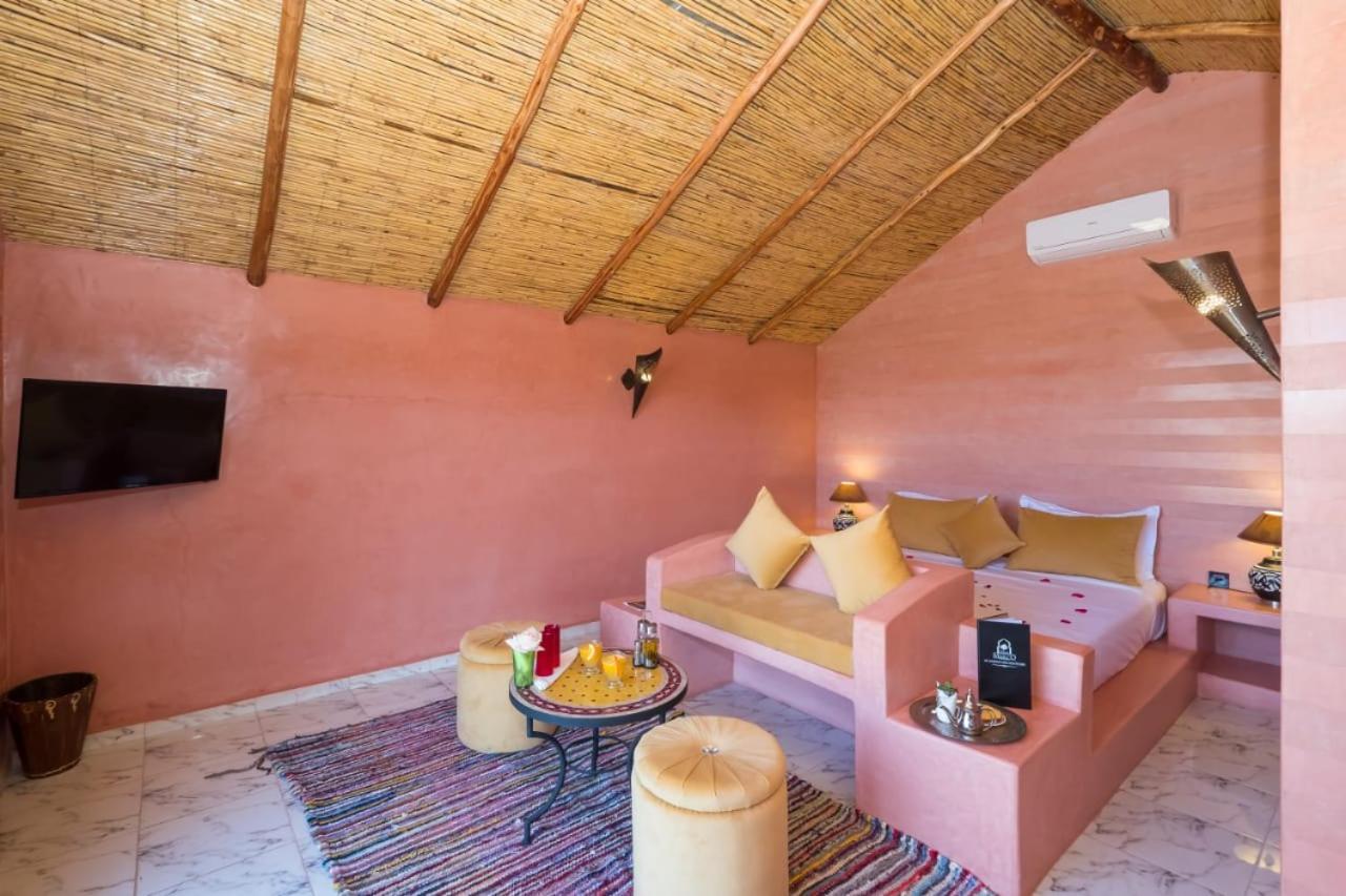 Villa Marco Au Jardin Des Senteurs El Ain Dış mekan fotoğraf