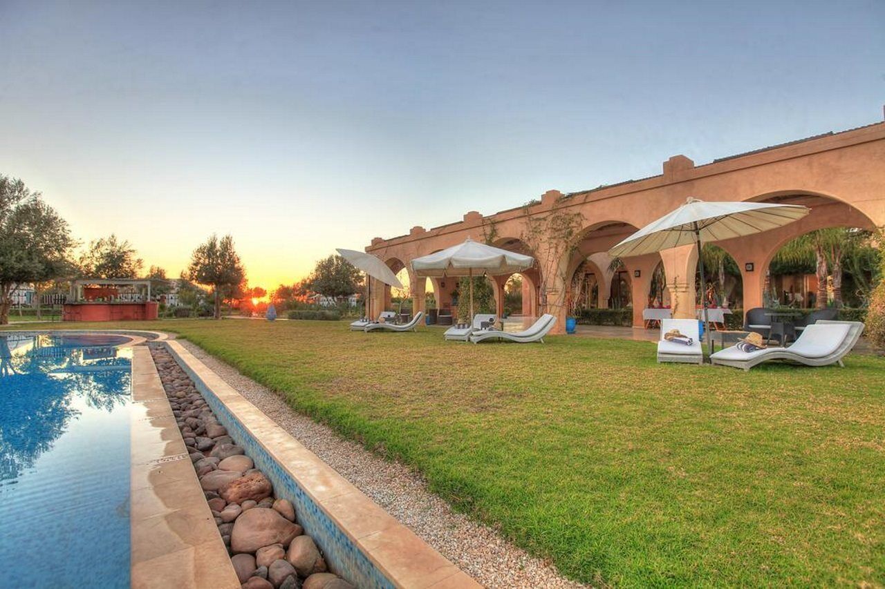 Villa Marco Au Jardin Des Senteurs El Ain Dış mekan fotoğraf